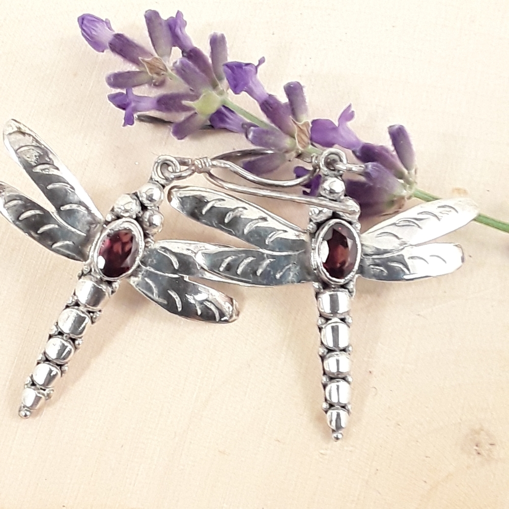 New Women's Sterling Dragonfly Garnet Earrings